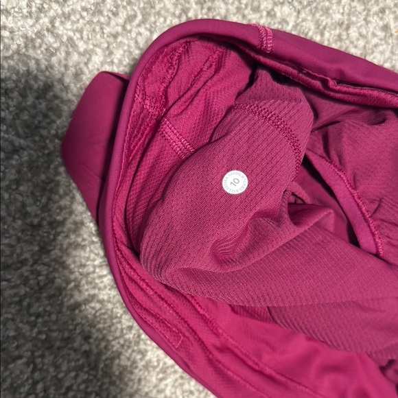 Lululemon Athletica Berry Athletic Shorts - Picture 5 of 5